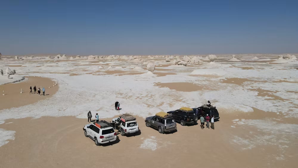 White Desert Tour - Thumbnail 1