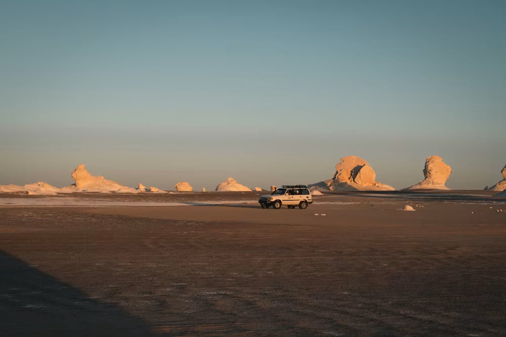White Desert Tour - Thumbnail 5
