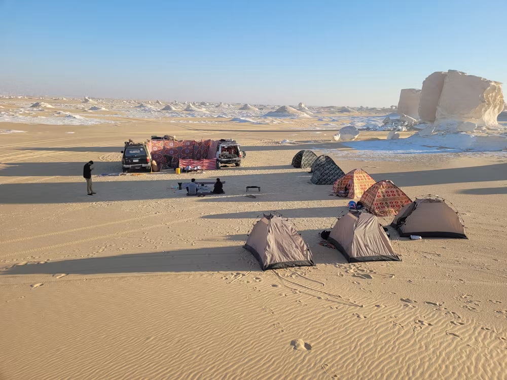 White Desert Tour - Thumbnail 2