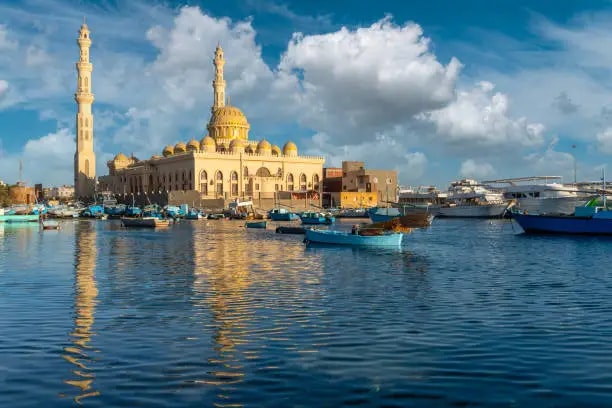 Alexandria to Hurghada Tour | Red Sea Escape
