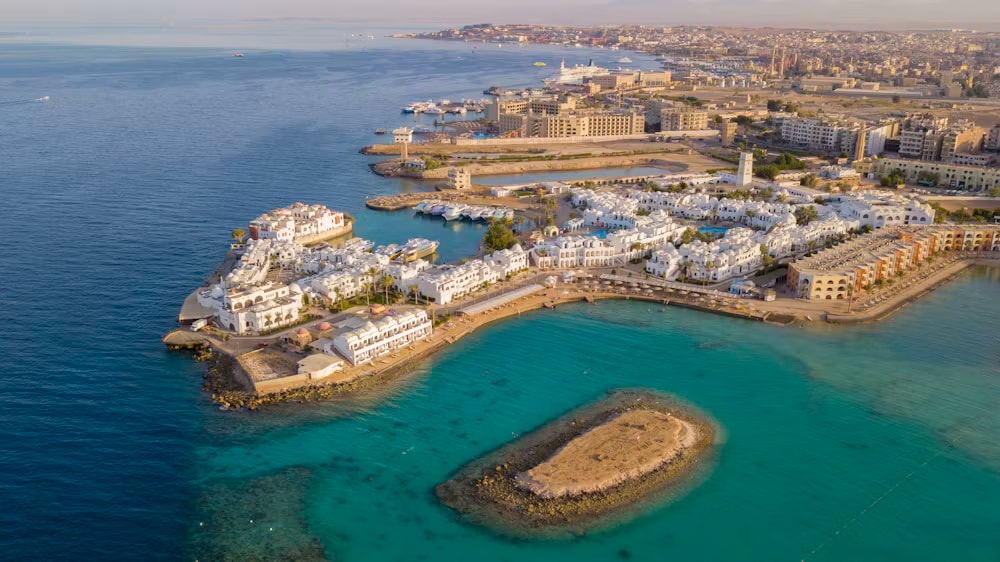 Cairo to Hurghada Tour | Red Sea Escape